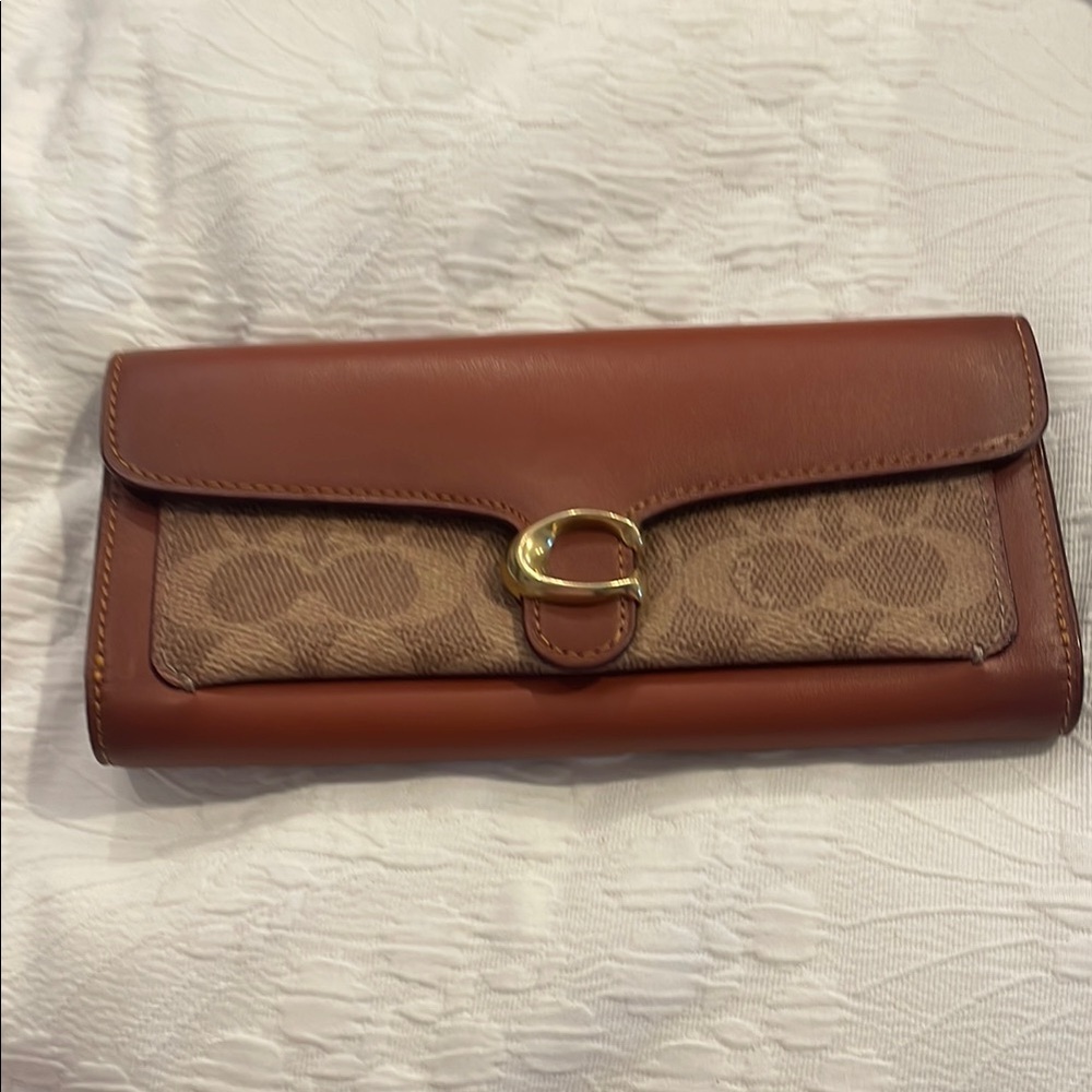 Coach long wallet
